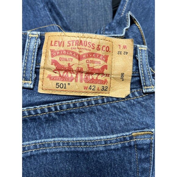 Levi’s 501 Original Fit Jeans W42 L32 Button Fly Classic Vintage Straight Leg - Picture 7 of 8